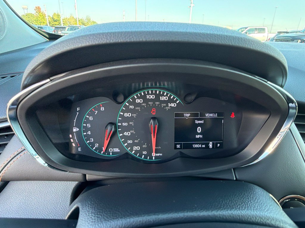 Used 2021 Chevrolet Trax LT w/ Premium Seat Package AWD/4WD image 35