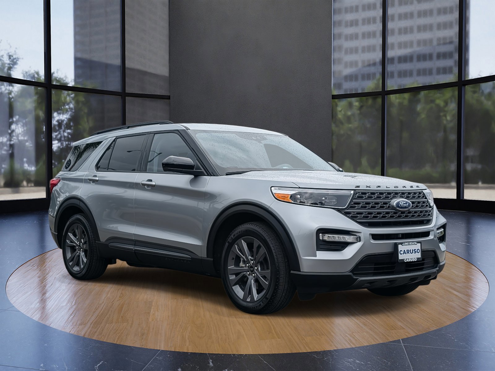 Certified 2023 Ford Explorer XLT w/ Equipment Group 202A