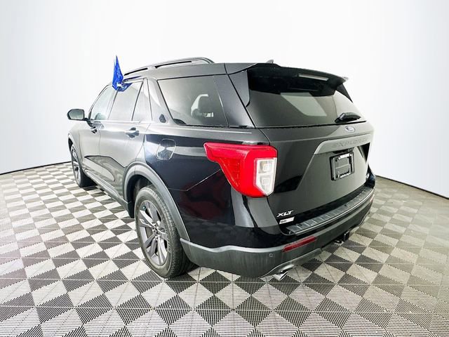 Certified 2023 Ford Explorer XLT w/ Equipment Group 202A image 10