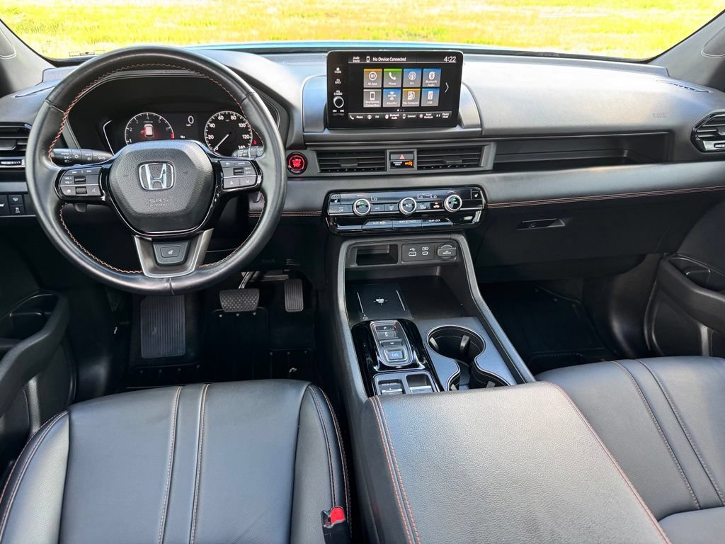 Used 2023 Honda Pilot TrailSport image 34