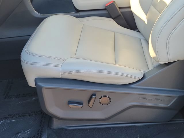 Certified 2025 Ford Expedition Active RWD image 14