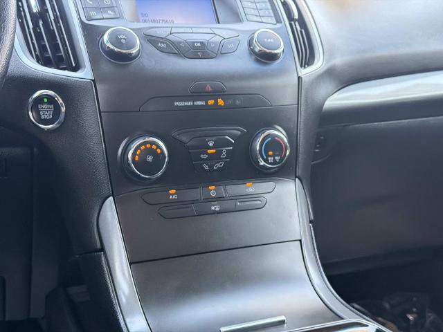 Certified 2019 Ford Edge SE image 14