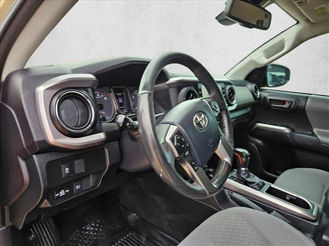 Used 2020 Toyota Tacoma SR5 RWD image 30