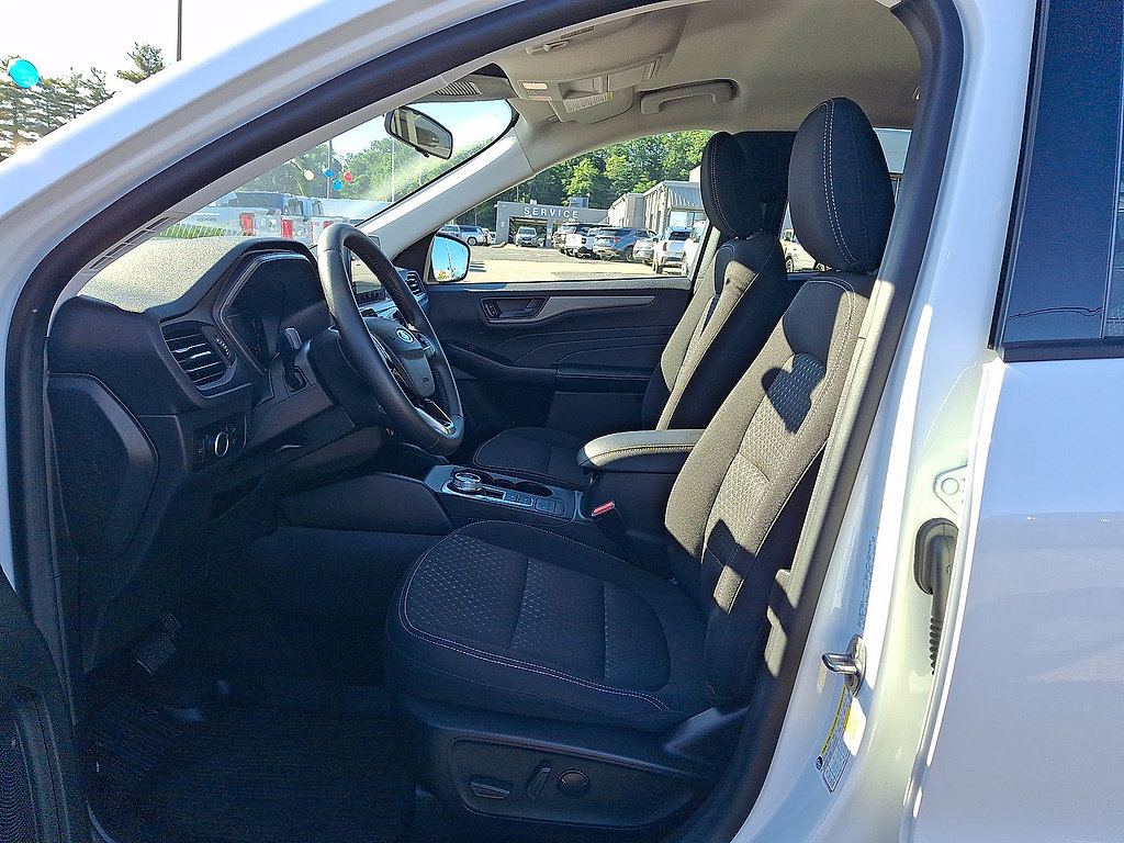 Certified 2023 Ford Escape Active AWD/4WD image 17