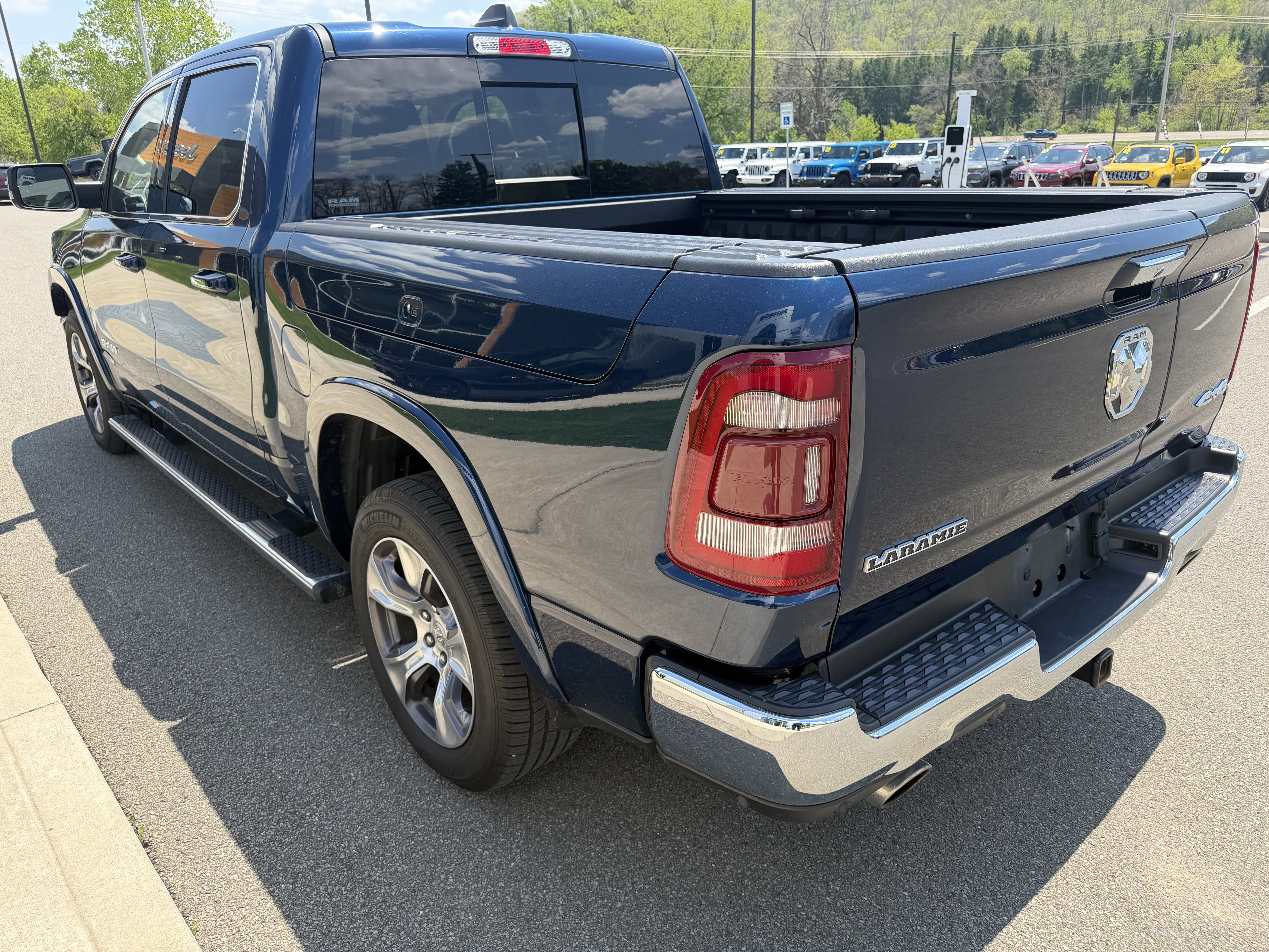 Used 2020 RAM 1500 Laramie AWD/4WD image 2