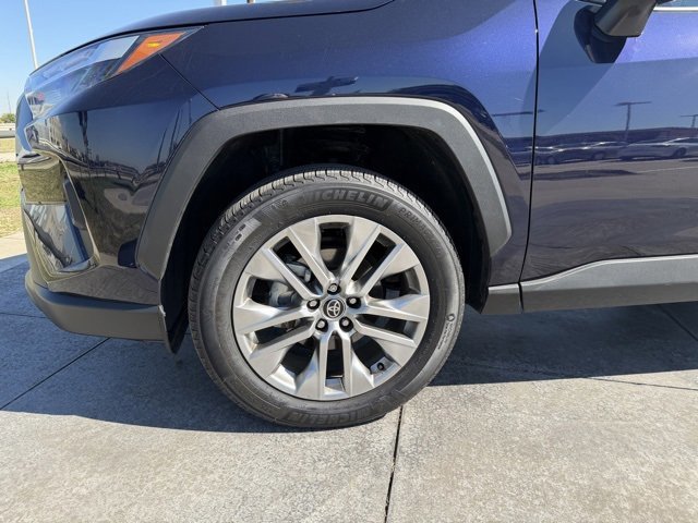 Used 2025 Toyota RAV4 XLE Premium image 6