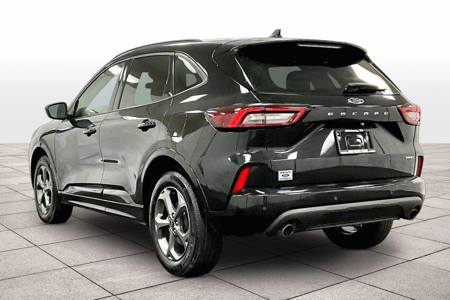 Certified 2023 Ford Escape ST-Line w/ Tech Pack #1 image 10