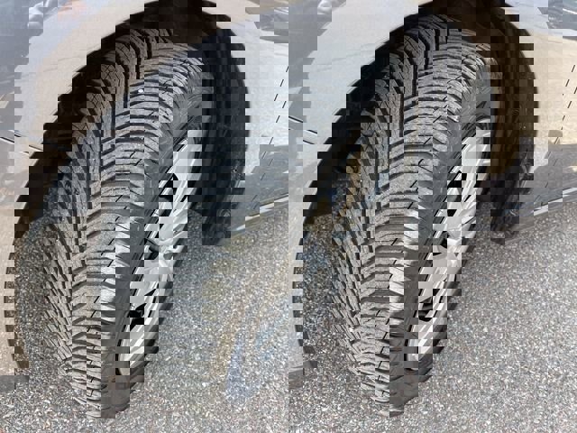 Used 2022 Subaru Impreza 2.0i AWD/4WD image 2