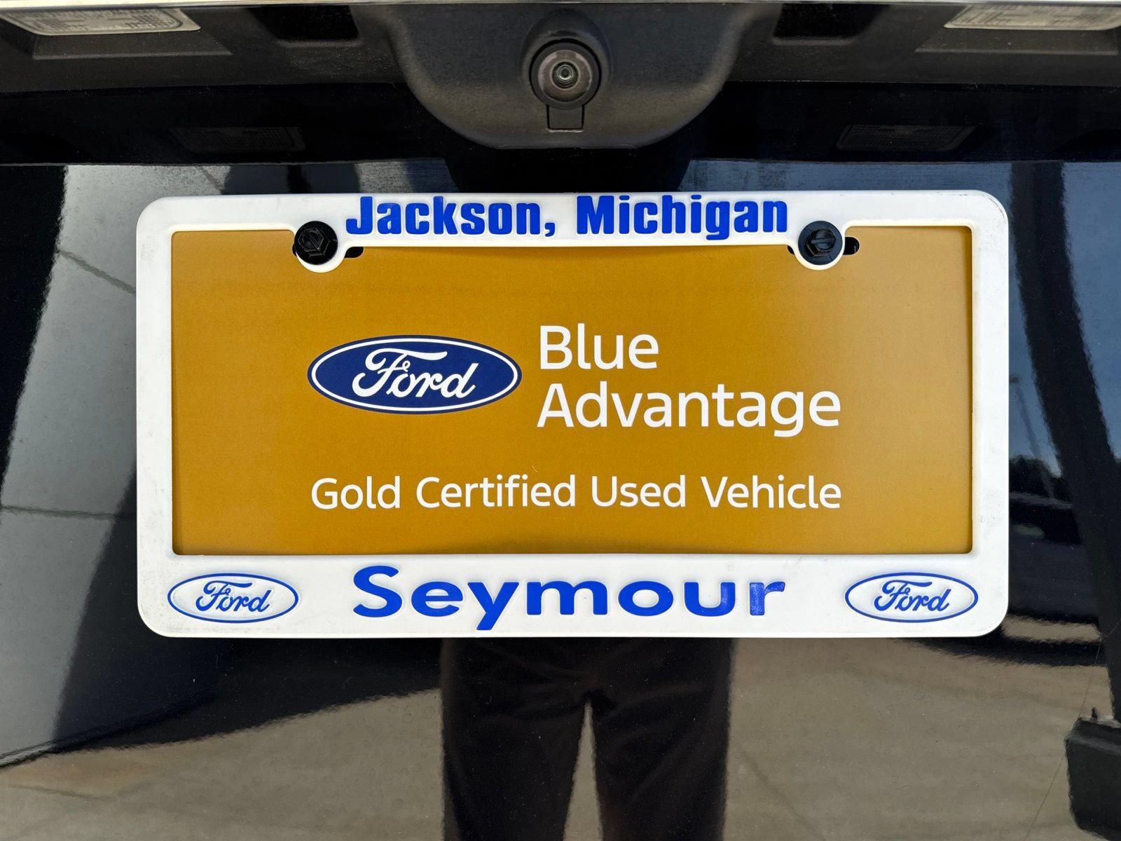 Certified 2024 Ford Explorer XLT w/ Equipment Group 202A AWD/4WD image 17