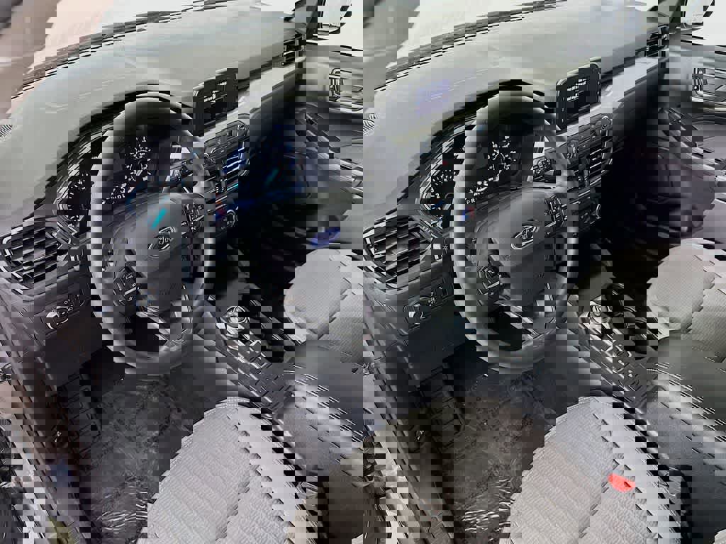 Certified 2022 Ford Escape S image 9