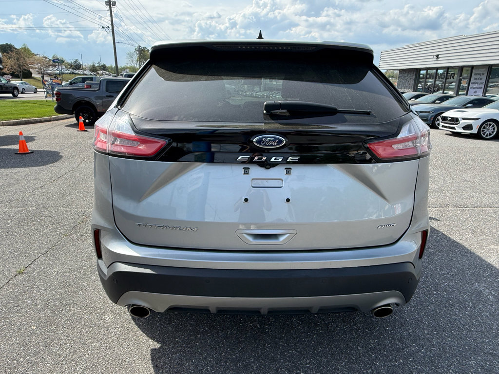 Certified 2022 Ford Edge Titanium image 6