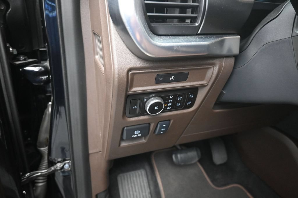Certified 2025 Ford F150 King Ranch w/ FX4 Off-Road Package AWD/4WD image 13