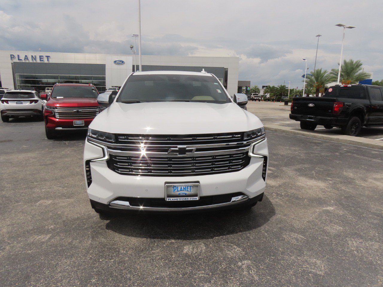 Used 2023 Chevrolet Tahoe Premier RWD image 5
