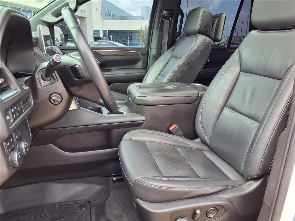 Used 2021 Chevrolet Tahoe Z71 w/ Luxury Package image 25