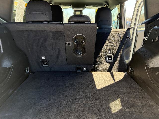 Used 2022 Jeep Renegade Altitude w/ Convenience Group AWD/4WD image 14