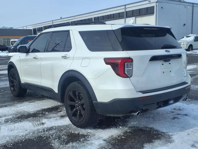 Certified 2022 Ford Explorer ST-Line w/ Class IV Trailer Tow Package image 4