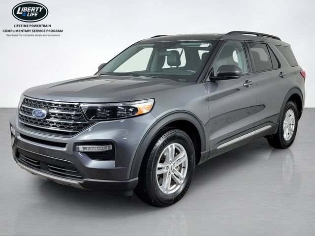 Certified 2023 Ford Explorer XLT w/ Equipment Group 202A AWD/4WD image 8