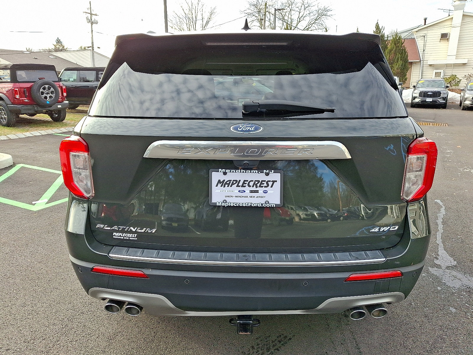 Certified 2022 Ford Explorer Platinum w/ Equipment Group 601A image 6