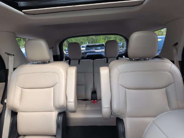 Certified 2021 Ford Explorer XLT w/ Equipment Group 202A AWD/4WD image 53