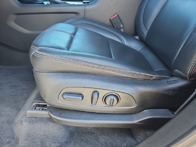 Used 2023 Chevrolet Traverse RS AWD/4WD image 20