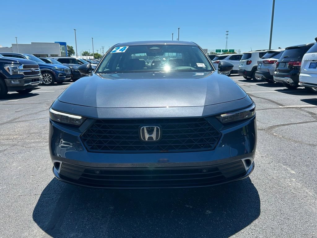 Used 2024 Honda Accord Touring image 3