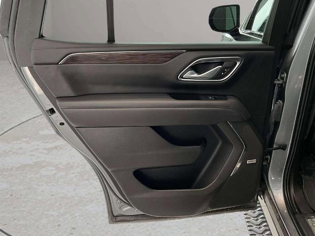 Used 2022 Chevrolet Tahoe Z71 w/ Luxury Package image 19