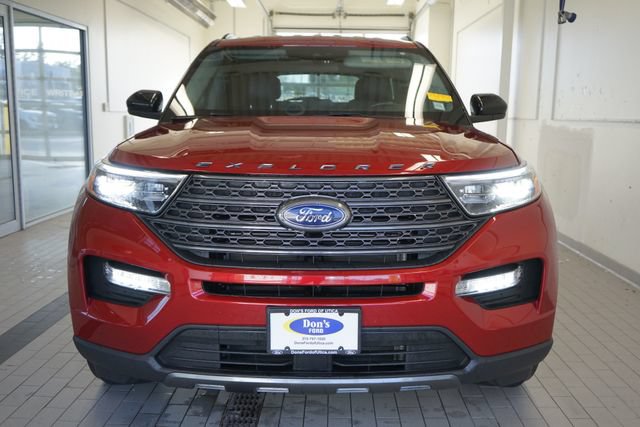 Certified 2023 Ford Explorer XLT w/ Equipment Group 202A AWD/4WD image 18