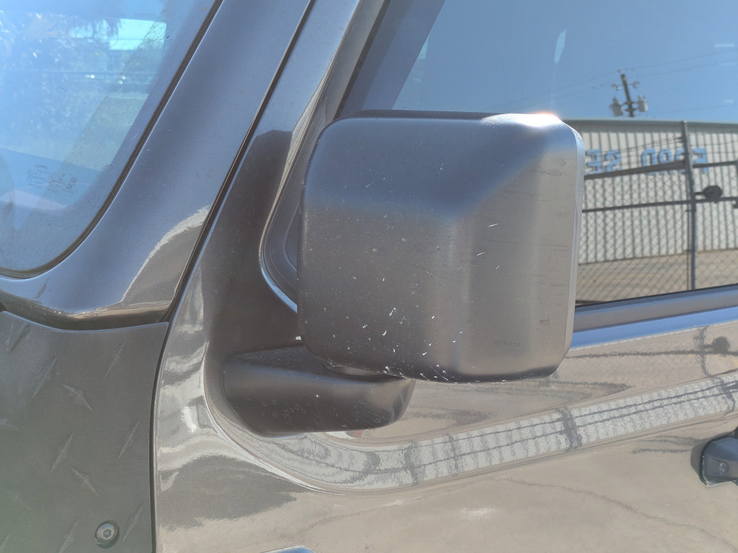 Used 2021 Jeep Gladiator Willys image 12