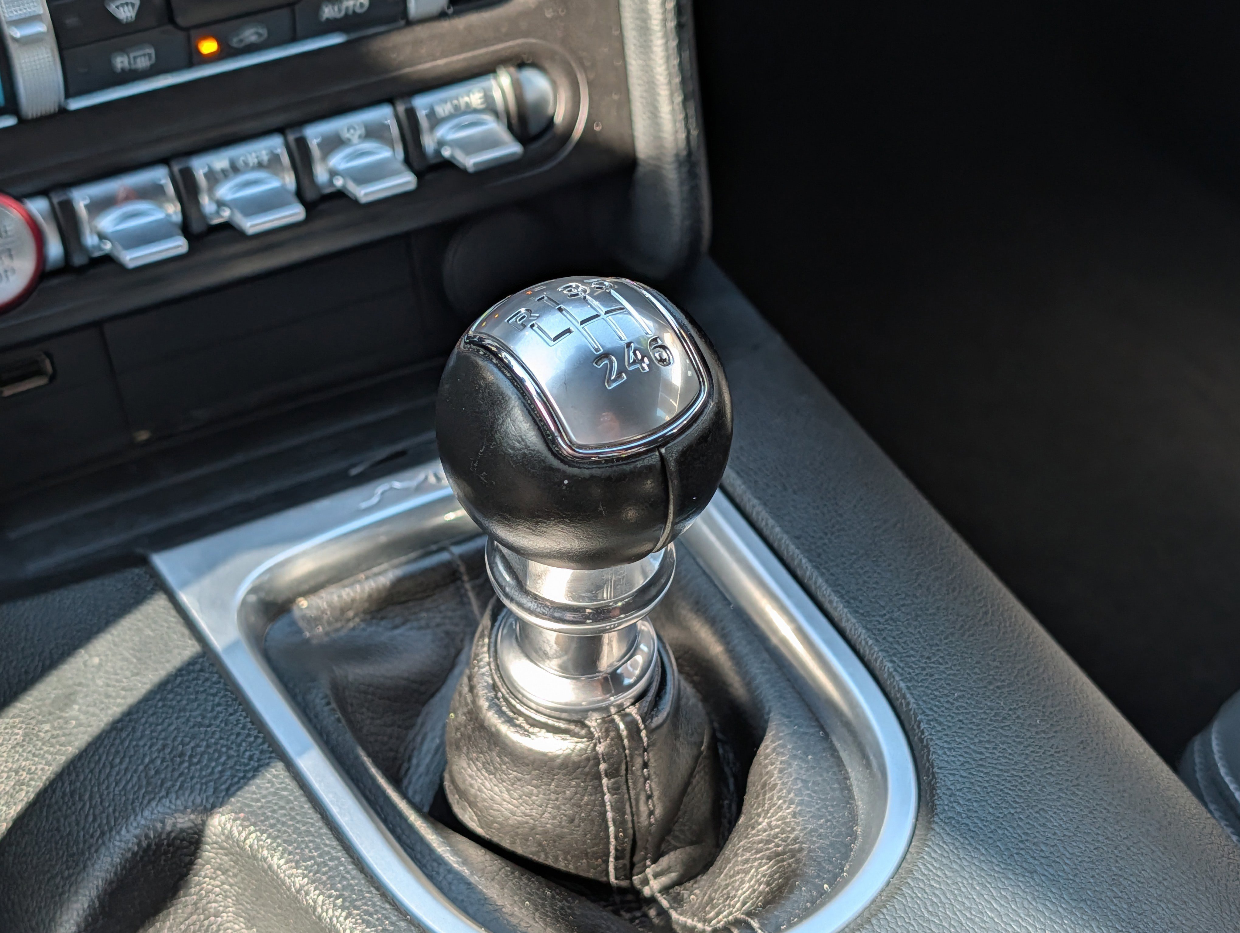 Certified 2019 Ford Mustang GT w/ Performance Package - Level 2 image 27