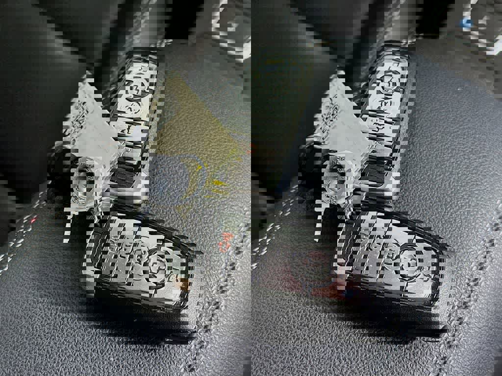 Certified 2020 Ford Escape SEL image 22