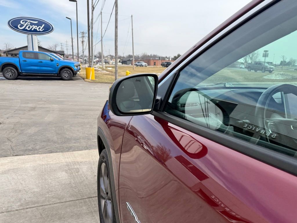 Used 2022 Jeep Compass Latitude w/ Sun and Sound Group image 22