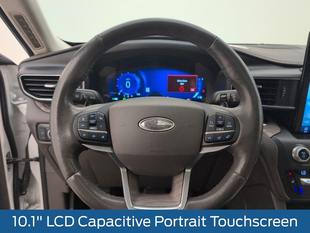 Certified 2020 Ford Explorer Platinum w/ Premium Technology Package AWD/4WD image 36
