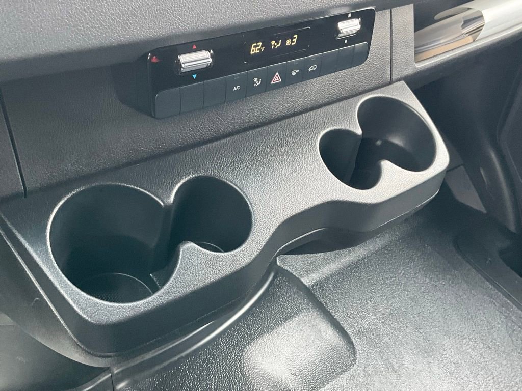 Used 2021 Mercedes-Benz Sprinter 144 Cargo image 9