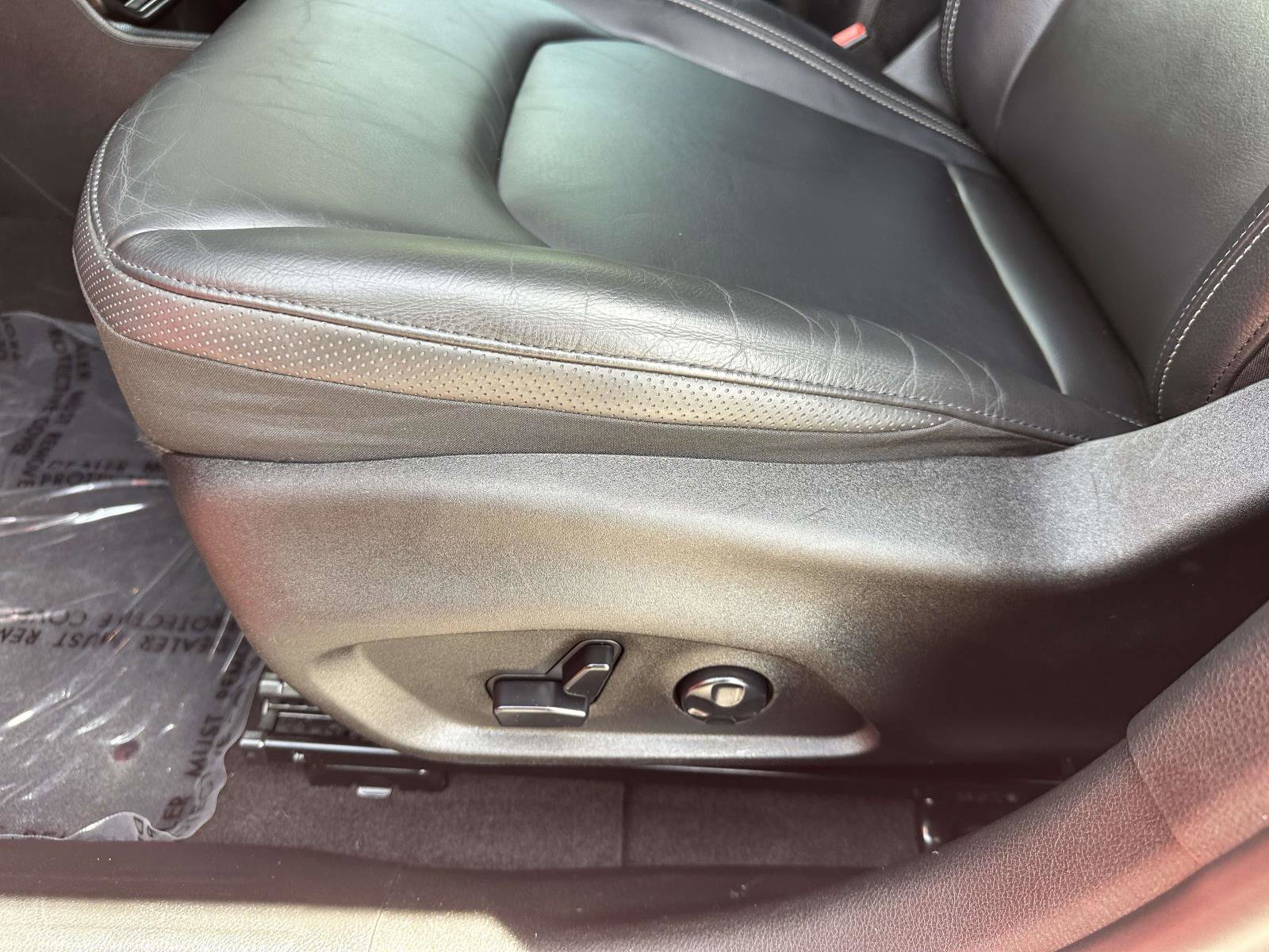 Used 2019 Jeep Renegade Limited w/ Quick Order Package 22P FWD image 18