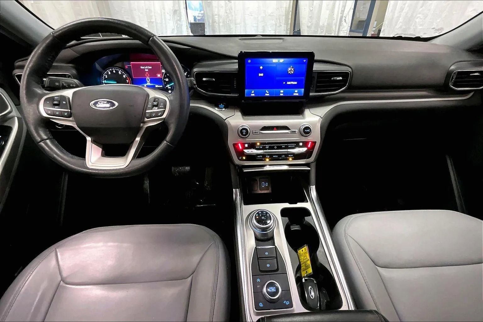 Certified 2021 Ford Explorer XLT w/ Equipment Group 202A image 14