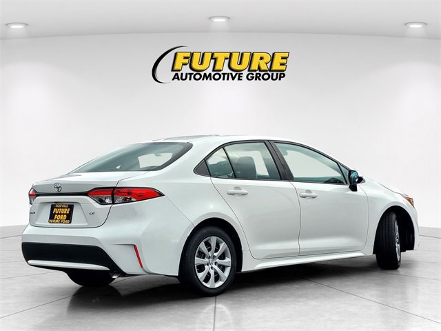 Used 2021 Toyota Corolla LE image 5