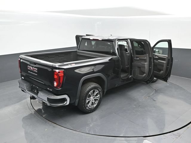 Used 2023 GMC Sierra 1500 SLE w/ X31 Off-Road Package AWD/4WD image 23
