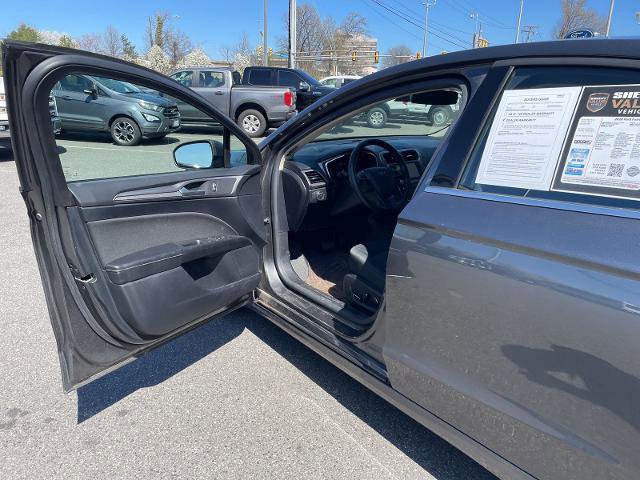 Certified 2020 Ford Fusion SE image 10