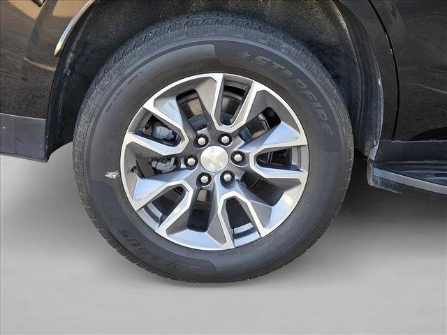 Used 2023 Chevrolet Tahoe LT w/ Luxury Package AWD/4WD image 21