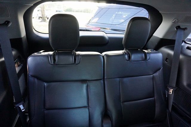 Certified 2022 Ford Explorer Limited w/ Limited Technology Package image 29