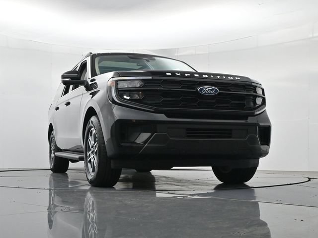 Certified 2025 Ford Expedition Max Active RWD image 40