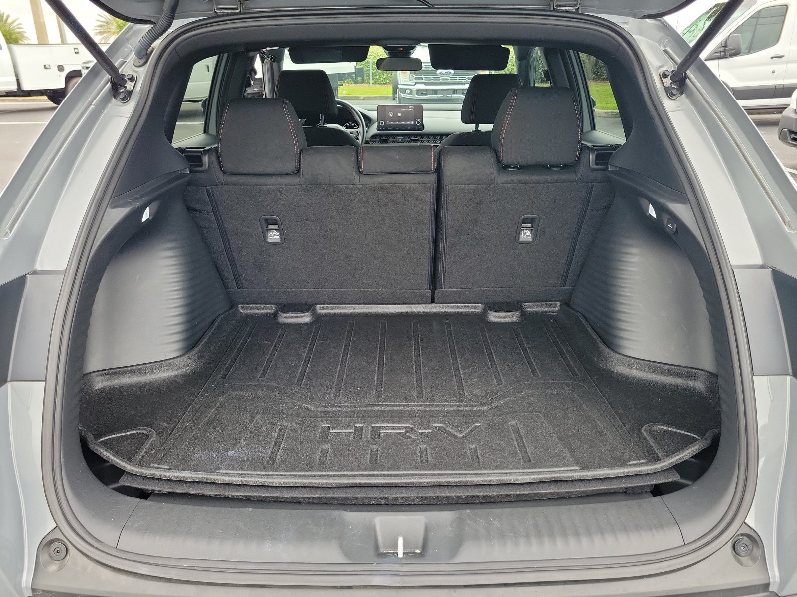 Used 2025 Honda HR-V Sport image 8