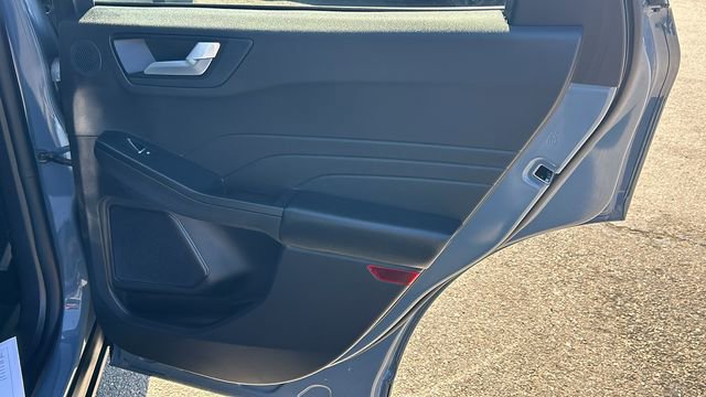 Certified 2023 Ford Escape SE w/ PHEV Premium Package FWD image 12