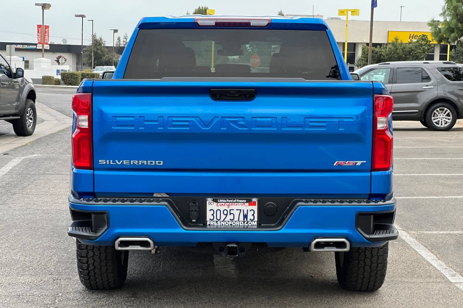 Used 2023 Chevrolet Silverado 1500 RST w/ Z71 Off-Road Package AWD/4WD image 8