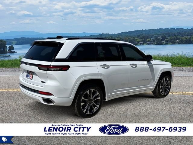 Used 2024 Jeep Grand Cherokee Overland w/ Luxury Tech Group IV AWD/4WD image 3