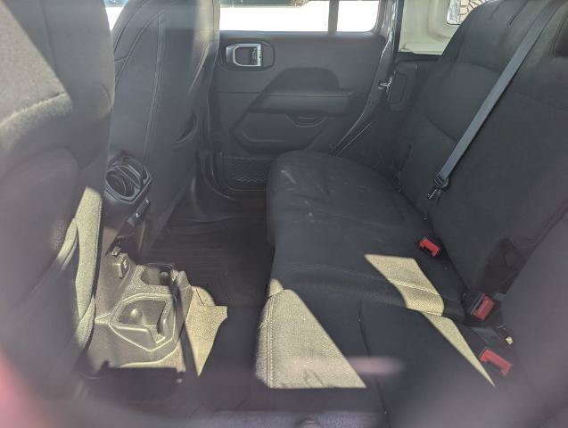 Used 2019 Jeep Wrangler Unlimited Sahara AWD/4WD image 7
