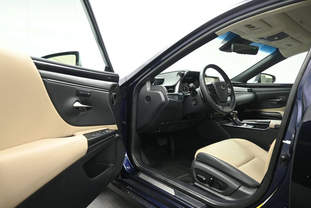 Used 2021 Lexus ES 350 w/ Premium Package FWD image 7