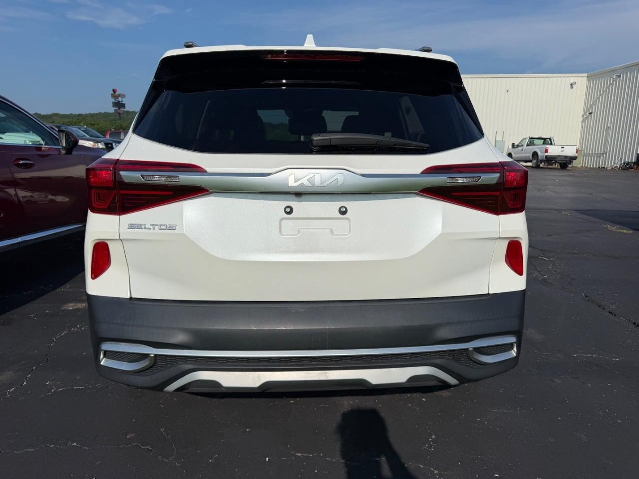 Used 2023 Kia Seltos EX AWD/4WD image 3