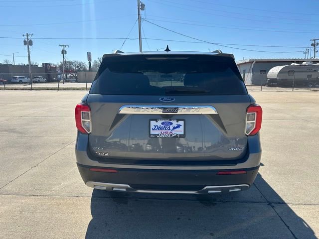Certified 2024 Ford Explorer XLT w/ Equipment Group 202A image 5