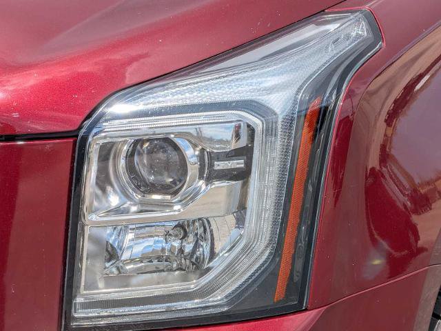 Used 2017 GMC Yukon Denali AWD/4WD image 10